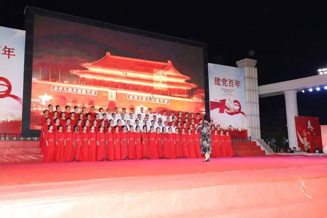 阳光电源净利润同比翻倍!光伏板块领涨,双创龙头ETF(588330)盘中一度涨超2%!